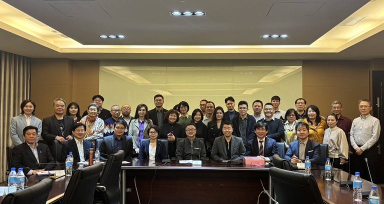 Read more about the article 北京⼤學台北校友會參訪海基會 深化兩岸交流